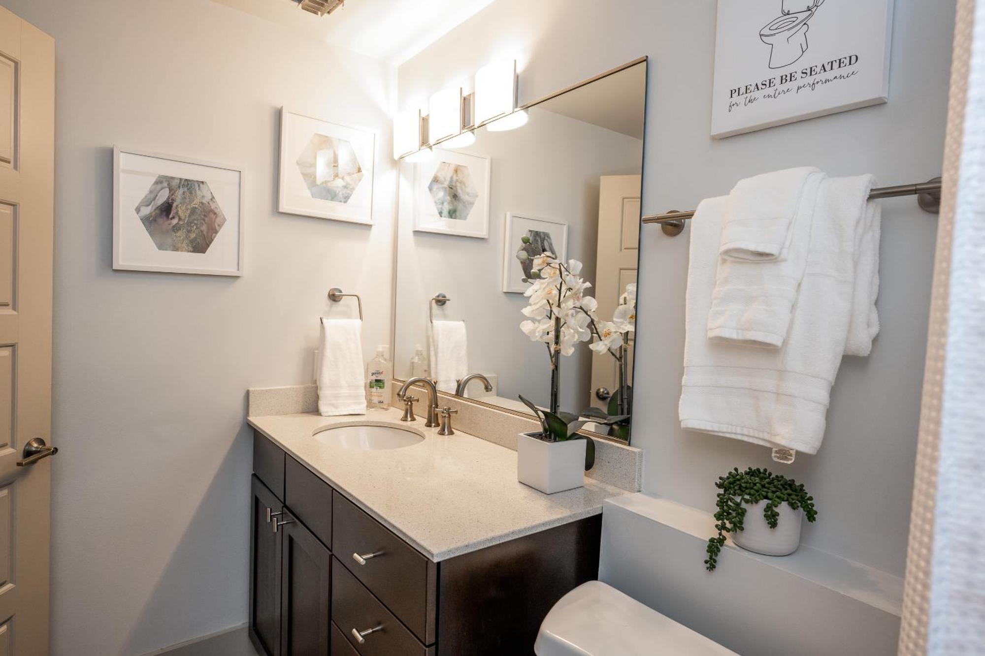 French Quarter Delight 9 Apartment